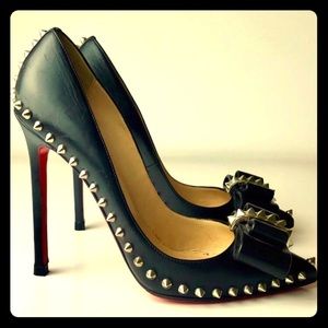 ❌SOLD❌ CHRISTIAN LOUBOUTIN LUCIFER BOW SPIKE HEELS